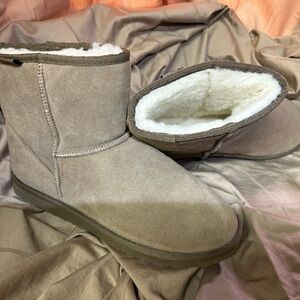 Men’s natural suede boot, Australian wool lining, size 11